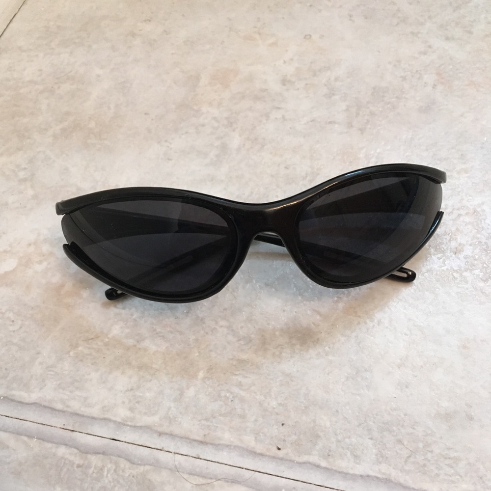 Solid black sunglass